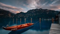 Frozen_sunset_on_the_lake_by_Manuel_Arslanyan