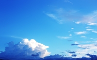 bright-clouds-in-the-south